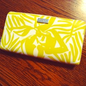 Kate Spade zip wallet